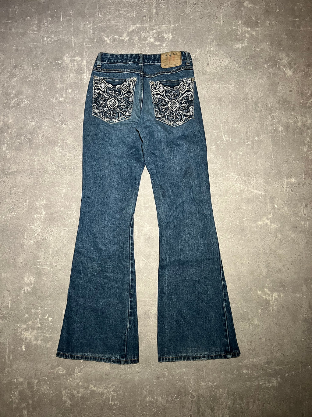 Women‘s Bootcut Jeans